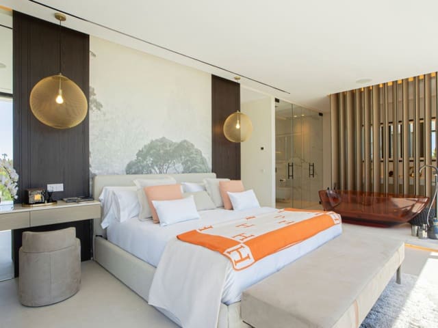 6 bedroom Villa for sale in Los Monteros, Marbella with pool garage - € 8,750,000 (Ref: 9485125)