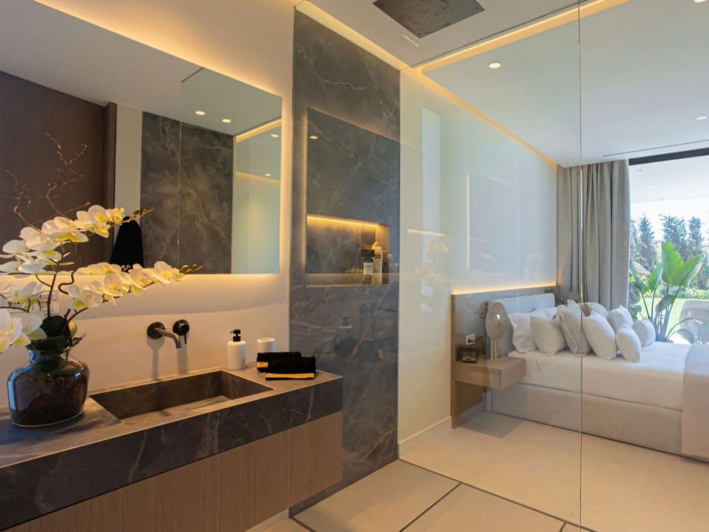 6 bedroom Villa for sale in Los Monteros with pool garage - € 8,750,000 (Ref: 9485125)