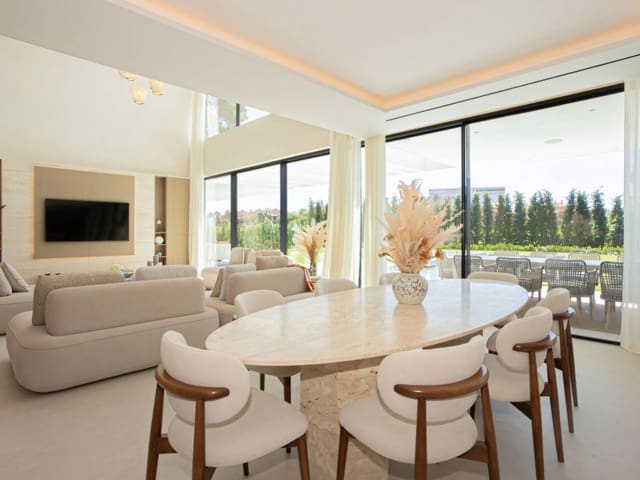 6 bedroom Villa for sale in Los Monteros, Marbella with pool garage - € 8,750,000 (Ref: 9485125)