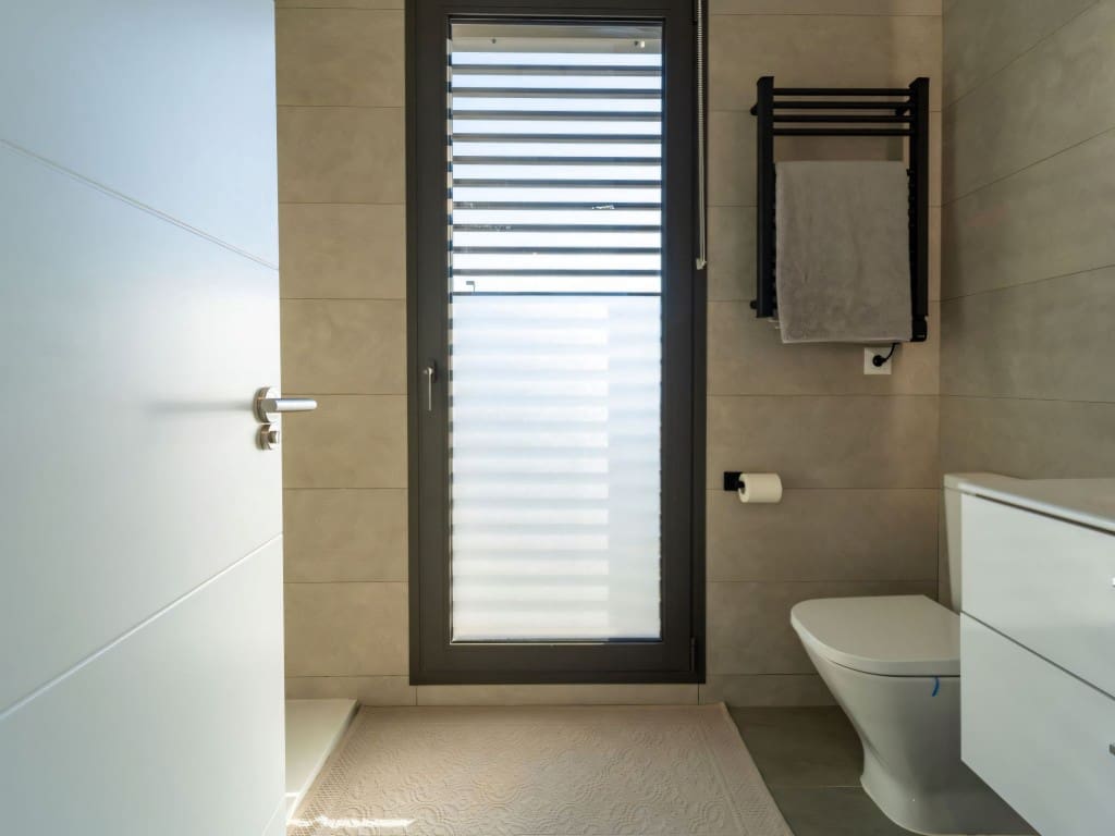 3 Zimmer Doppelhaus zu verkaufen in Riviera del Sol mit Pool Garage - 690.000 € (Ref: 9485126)