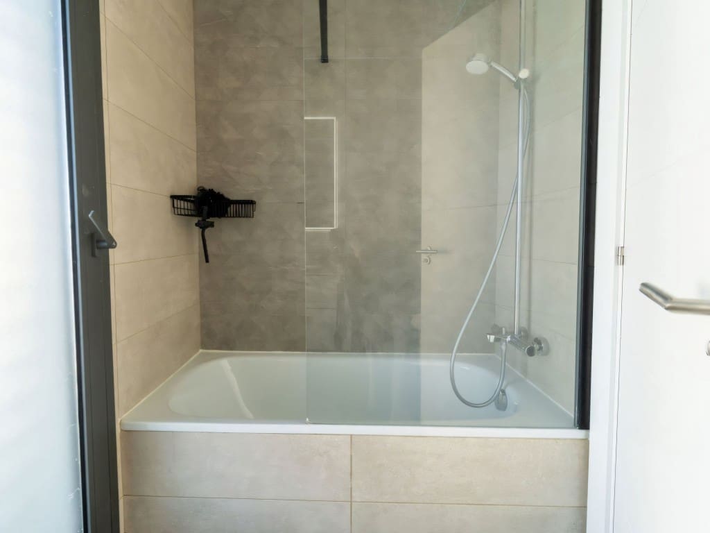 3 Zimmer Doppelhaus zu verkaufen in Riviera del Sol mit Pool Garage - 690.000 € (Ref: 9485126)