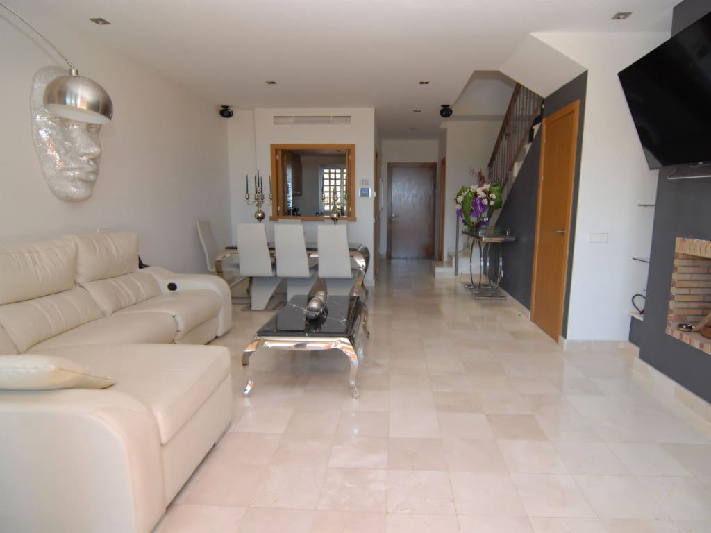 3 Zimmer Haus zu verkaufen in Riviera del Sol mit Pool Garage - 462.000 € (Ref: 9485502)