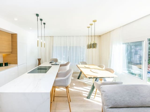 3 sovrum Villa till salu i Torreblanca, Fuengirola med pool garage - 830 000 € (Ref: 9486663)