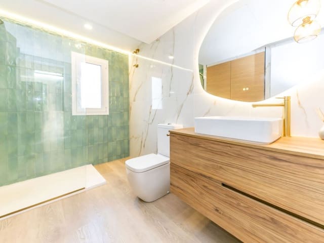 3 sovrum Villa till salu i Torreblanca, Fuengirola med pool garage - 830 000 € (Ref: 9486663)