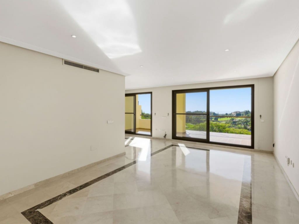 Ático de 4 habitaciones en Los Arqueros en venta con piscina - 825.000 € (Ref: 9486664)