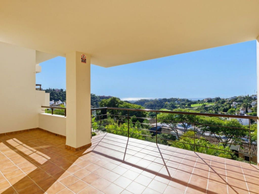 Ático de 4 habitaciones en Los Arqueros en venta con piscina - 825.000 € (Ref: 9486664)