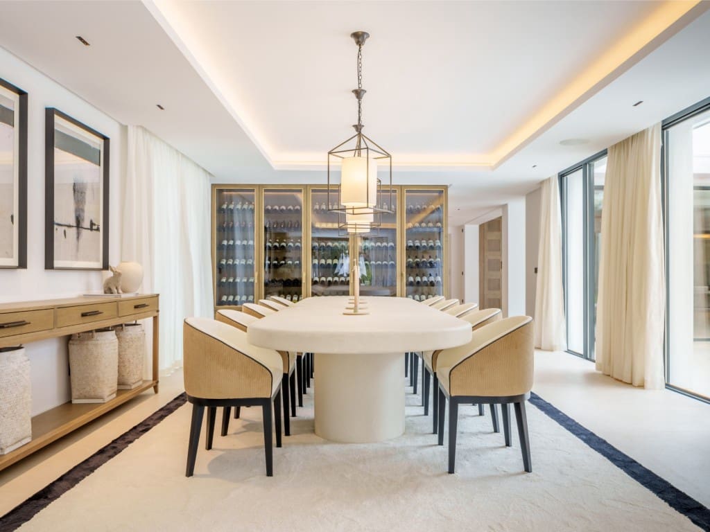 5 bedroom Villa for sale in Nueva Andalucia with pool garage - € 8,300,000 (Ref: 9488161)