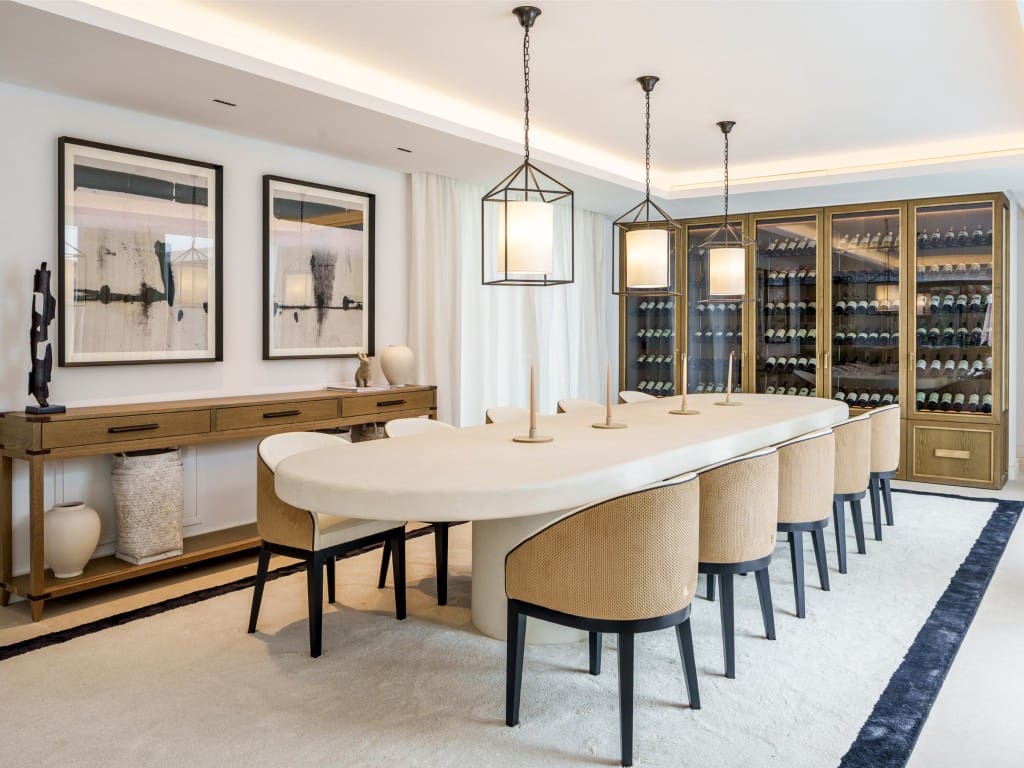 5 bedroom Villa for sale in Nueva Andalucia with pool garage - € 8,300,000 (Ref: 9488161)