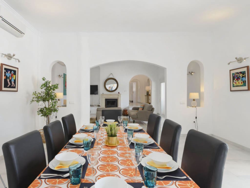 4 chambre Villa/Maison à vendre à Valtocado avec piscine garage - 1 175 000 € (Ref: 9488162)