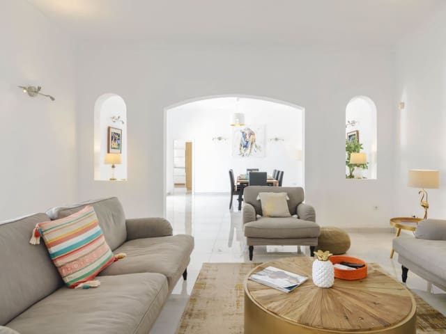 4 Zimmer Villa zu verkaufen in Valtocado, Mijas mit Pool Garage - 1.175.000 € (Ref: 9488162)