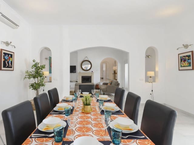 4 Zimmer Villa zu verkaufen in Valtocado, Mijas mit Pool Garage - 1.175.000 € (Ref: 9488162)