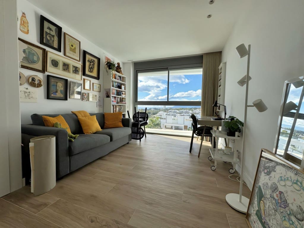 3 bedroom Penthouse for sale in Marbella with pool garage - € 1,940,000 (Ref: 9488643)