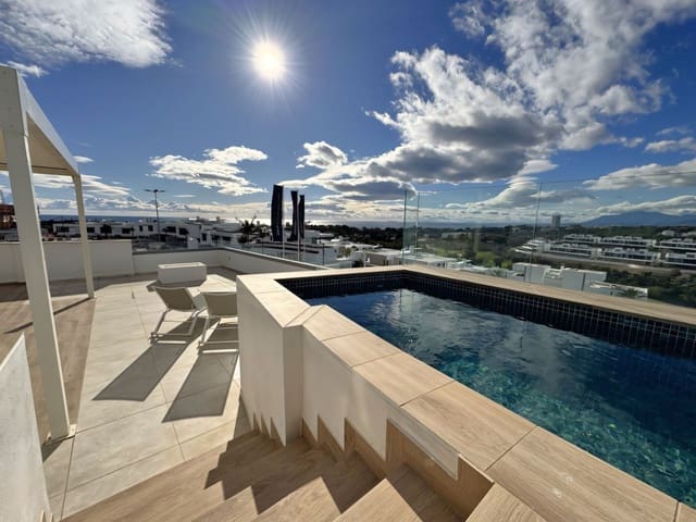 3 bedroom Penthouse for sale in Santa Clara, Marbella with pool garage - € 1,940,000 (Ref: 9488643)