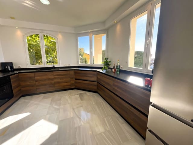 3 slaapkamer Villa te koop in Mijas Golf, Mijas met zwembad garage - € 1.195.000 (Ref: 9491055)