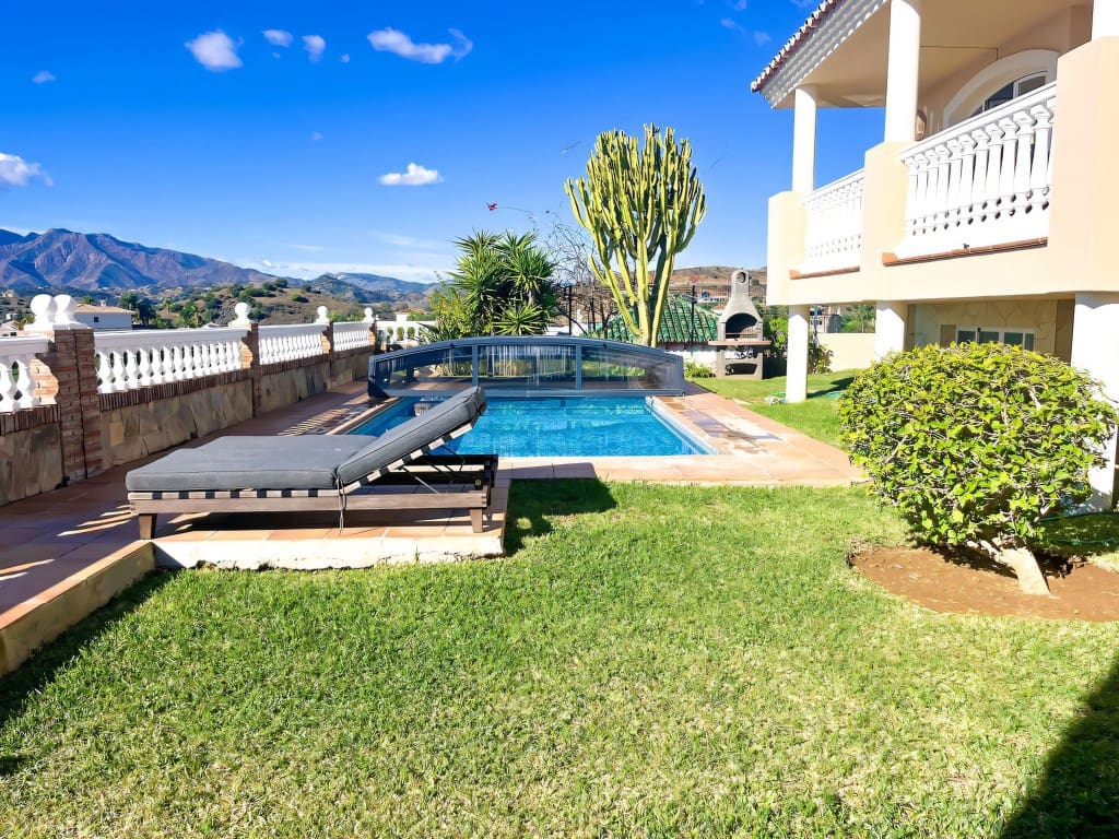 3 slaapkamer Villa te koop in Mijas Golf met zwembad garage - € 1.195.000 (Ref: 9491055)