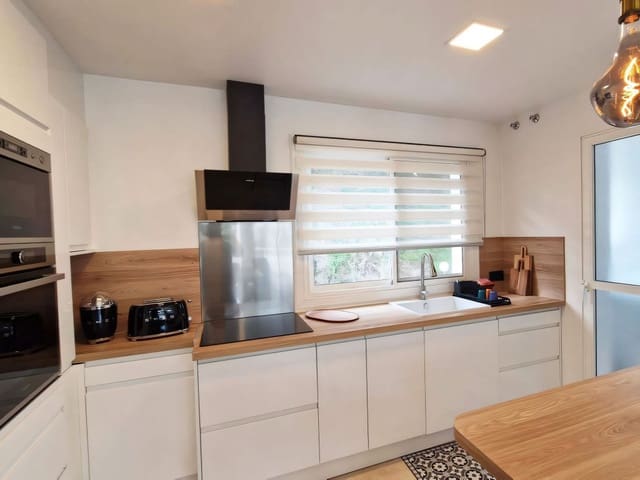 3 slaapkamer Penthouse te koop in Benalmádena met zwembad - € 795.000 (Ref: 9494249)