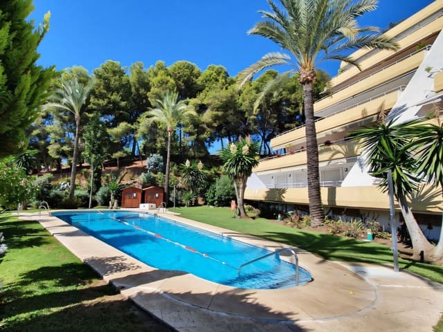 3 slaapkamer Penthouse te koop in Benalmádena met zwembad - € 795.000 (Ref: 9494249)