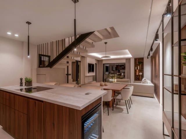 3 soverom Penthouse til salgs i Nueva Andalucia, Marbella med svømmebasseng - € 1 550 000 (Ref: 9501811)