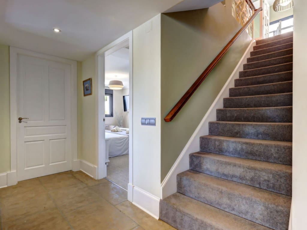 4 chambre Villa/Maison à vendre à Casares avec piscine garage - 2 250 000 € (Ref: 9503800)