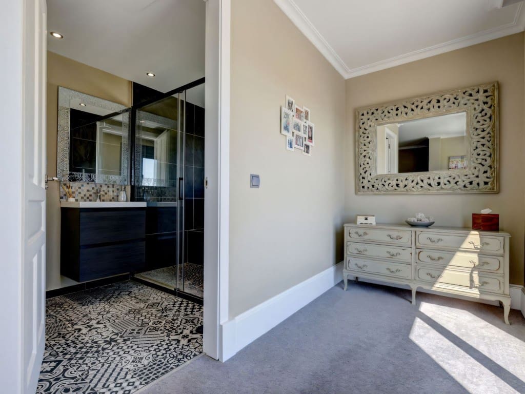 4 chambre Villa/Maison à vendre à Casares avec piscine garage - 2 250 000 € (Ref: 9503800)