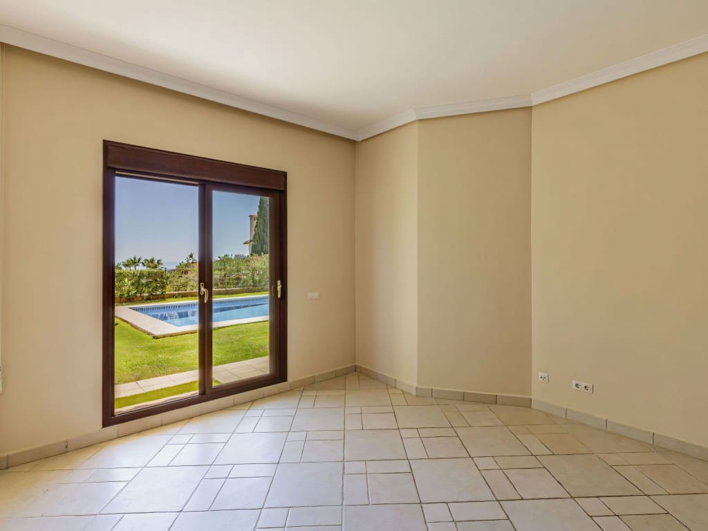 Chalet de 5 habitaciones en Los Arqueros en venta con piscina garaje - 2.695.000 € (Ref: 9503801)