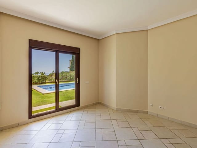 Chalet de 5 habitaciones en Los Arqueros, Benahavís en venta con piscina garaje - 2.695.000 € (Ref: 9503801)