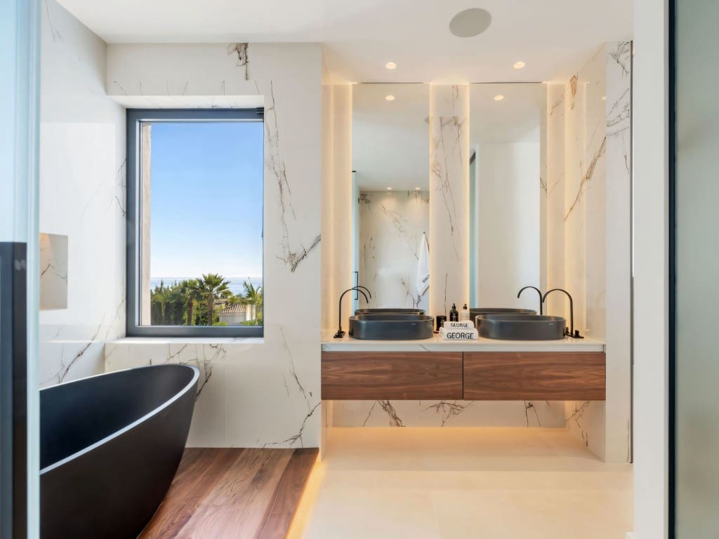 5 slaapkamer Villa te koop in Golden Mile met zwembad - € 9.950.000 (Ref: 9508231)