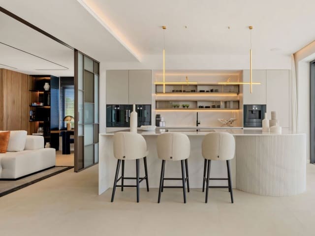 5 slaapkamer Villa te koop in Golden Mile, Marbella met zwembad - € 9.950.000 (Ref: 9508231)