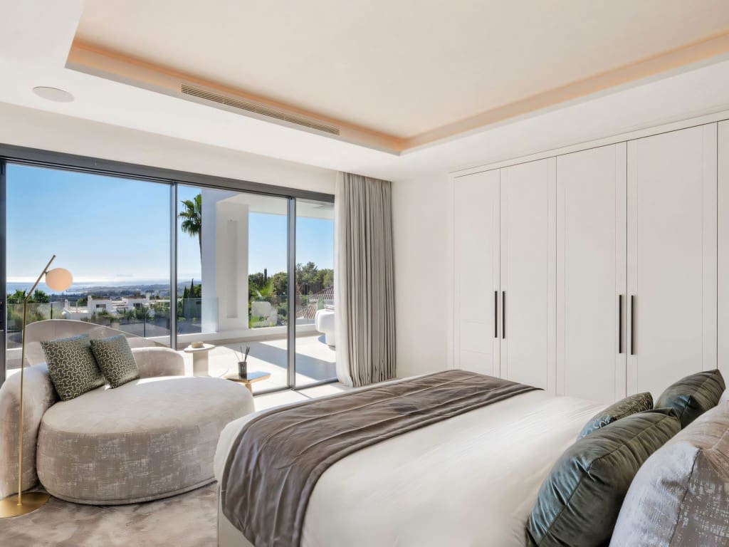 5 slaapkamer Villa te koop in Golden Mile met zwembad - € 9.950.000 (Ref: 9508231)