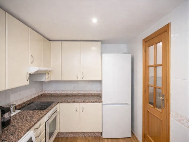 2 slaapkamer Appartement te koop in San Pedro de Alcantara, Marbella met zwembad - € 450.000 (Ref: 9508232)