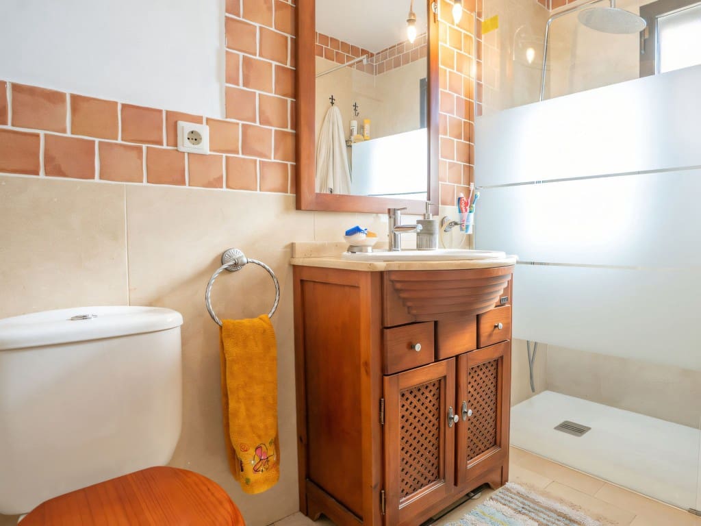 5 bedroom Villa for sale in Nueva Andalucia with pool garage - € 1,700,000 (Ref: 9511952)