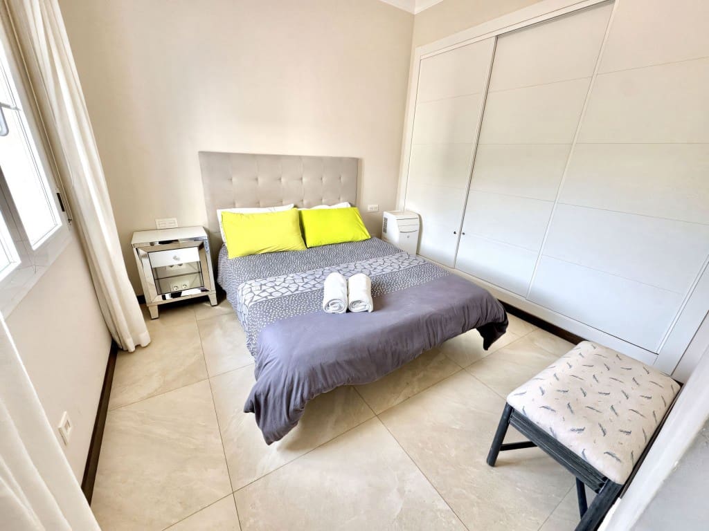 5 bedroom Villa for sale in Nueva Andalucia with pool garage - € 1,695,000 (Ref: 9518399)