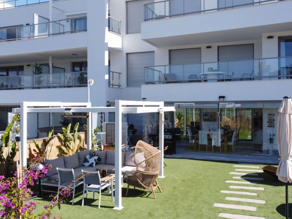 3 sovrum Lägenhet till salu i Mijas Costa med pool - 579 900 € (Ref: 9518400)