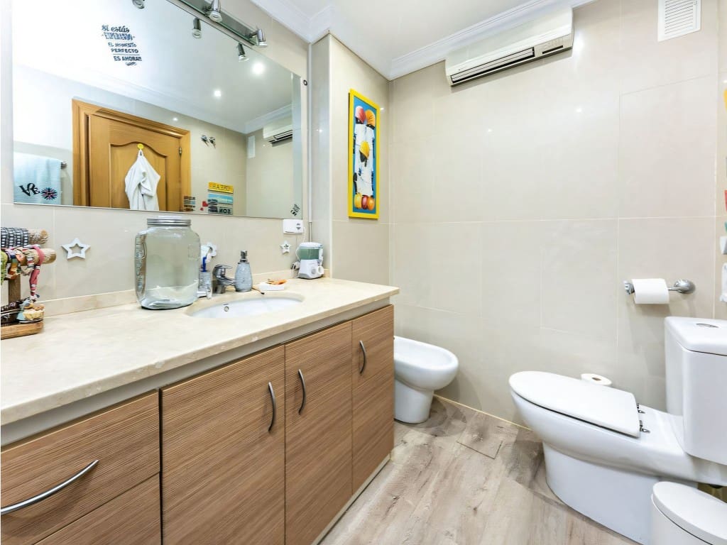 2 soveværelse Lejlighed til salg i La Cala Hills med swimmingpool - € 360.000 (Ref: 9521197)