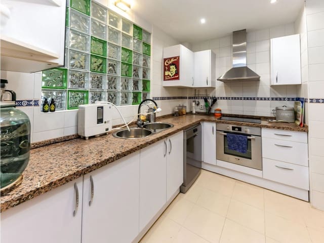 2 soveværelse Lejlighed til salg i La Cala Hills, Mijas med swimmingpool - € 360.000 (Ref: 9521197)