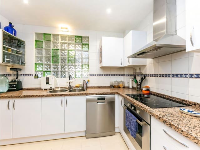 2 soveværelse Lejlighed til salg i La Cala Hills, Mijas med swimmingpool - € 360.000 (Ref: 9521197)