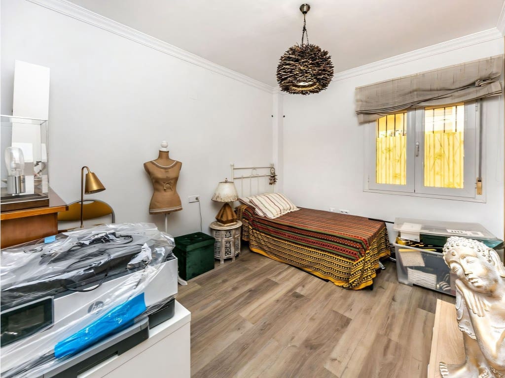 2 soveværelse Lejlighed til salg i La Cala Hills med swimmingpool - € 360.000 (Ref: 9521197)