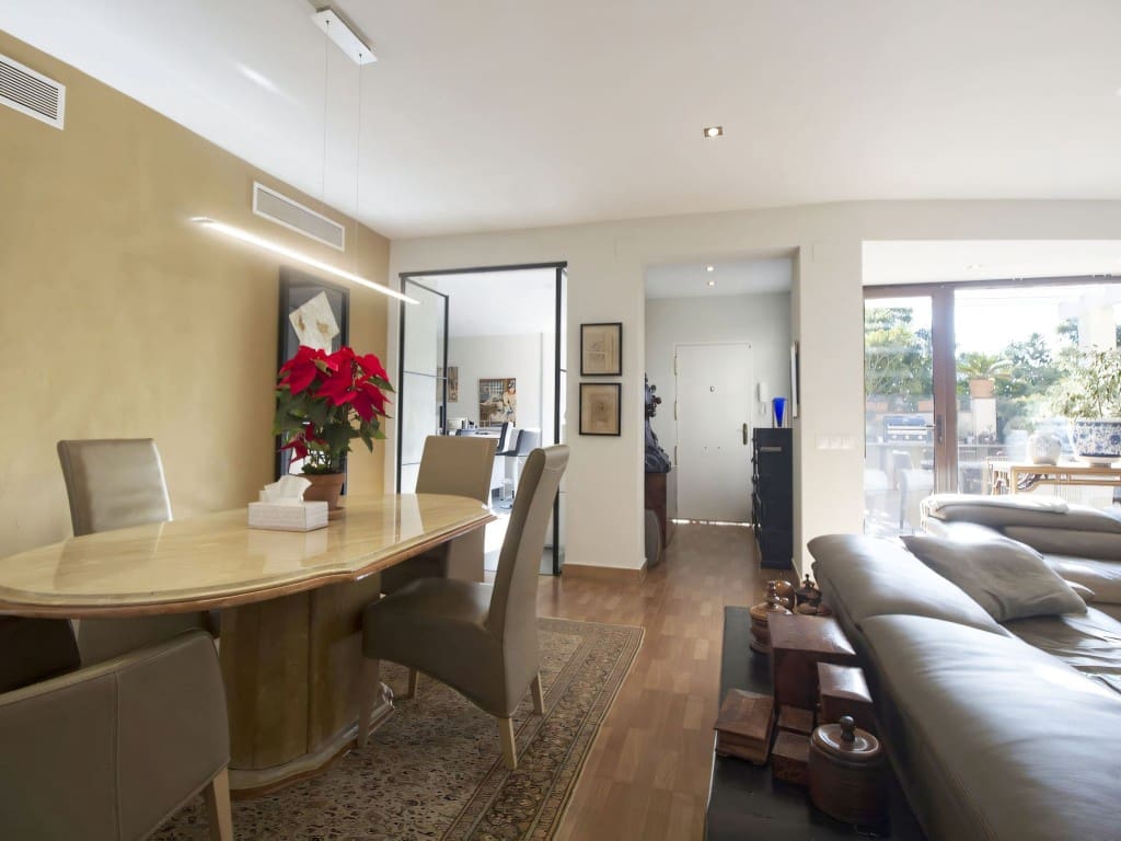 3 bedroom Villa for sale in Benalmadena with pool garage - € 670,000 (Ref: 9523916)