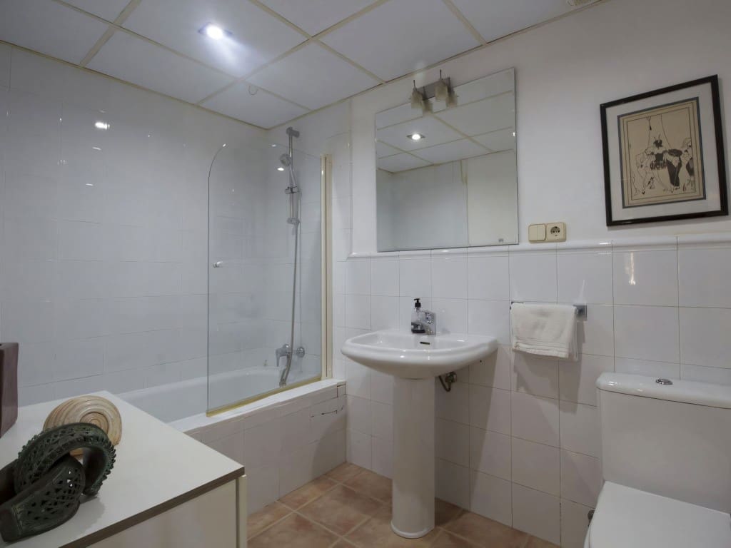 3 bedroom Villa for sale in Benalmadena with pool garage - € 670,000 (Ref: 9523916)