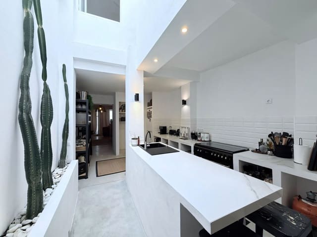 3 bedroom Townhouse for sale in Coín - € 329,000 (Ref: 9526053)