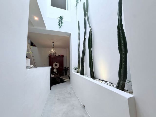 3 bedroom Townhouse for sale in Coín - € 329,000 (Ref: 9526053)