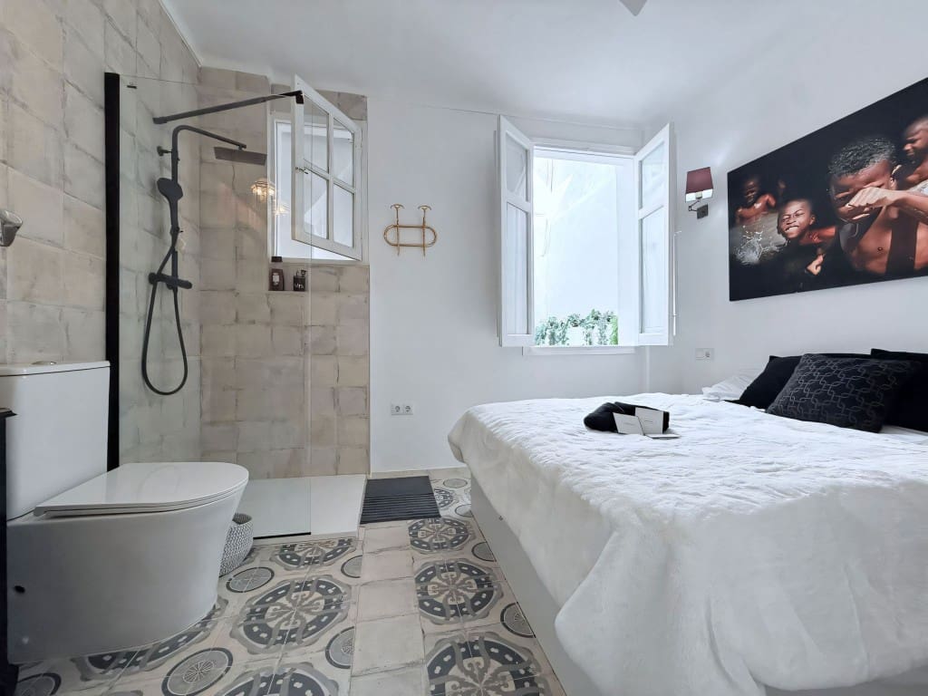 3 bedroom Townhouse for sale in Coin - € 329,000 (Ref: 9526053)