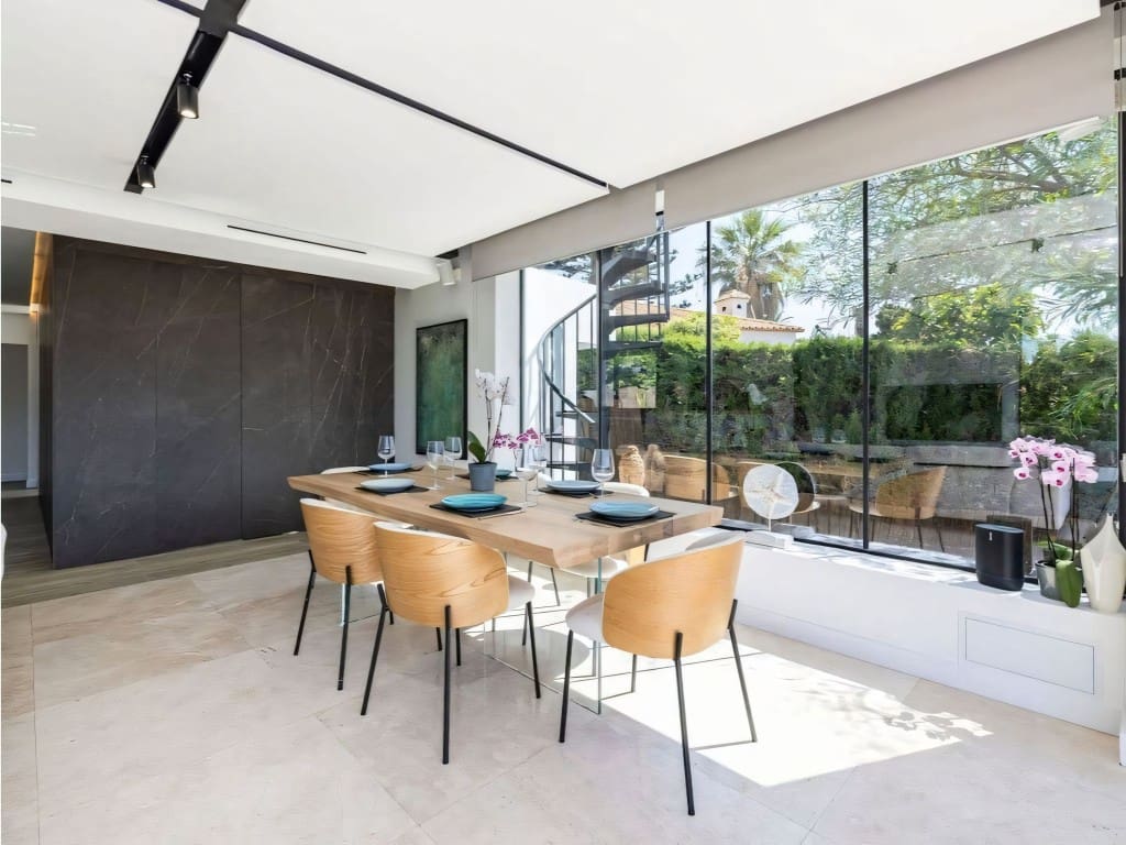 Chalet de 3 habitaciones en Mijas Costa en venta con piscina - 720.000 € (Ref: 9526054)