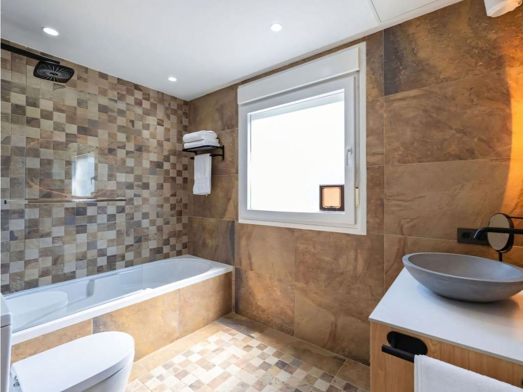 Chalet de 3 habitaciones en Mijas Costa en venta con piscina - 720.000 € (Ref: 9526054)