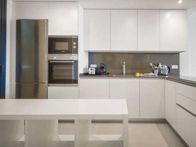 2 makuuhuone Huoneisto myytävänä paikassa La Cala de Mijas, Mijas mukana uima-altaan - 387 000 € (Ref: 9529385)