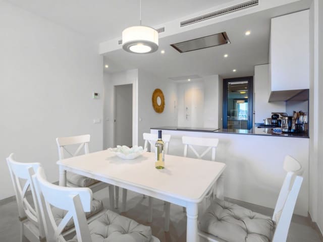 2 makuuhuone Huoneisto myytävänä paikassa La Cala de Mijas, Mijas mukana uima-altaan - 387 000 € (Ref: 9529385)