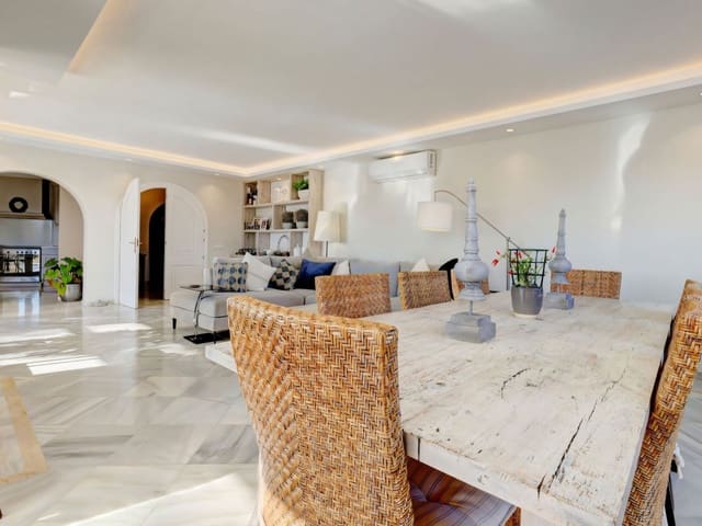 4 slaapkamer Villa te koop in Calahonda, Mijas met zwembad garage - € 1.275.000 (Ref: 9529386)