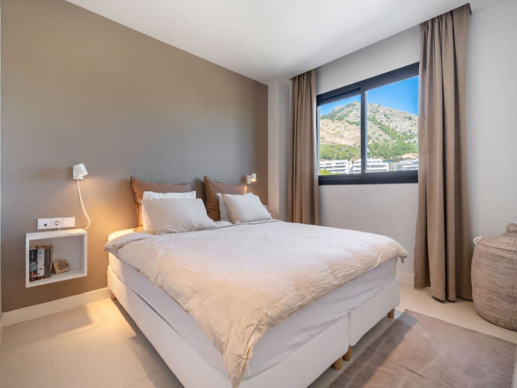 Apartamento de 2 habitaciones en Fuengirola en venta con piscina - 630.000 € (Ref: 9533137)