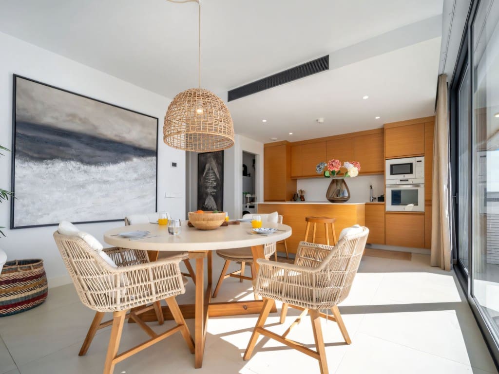 Apartamento de 2 habitaciones en Fuengirola en venta con piscina - 630.000 € (Ref: 9533137)