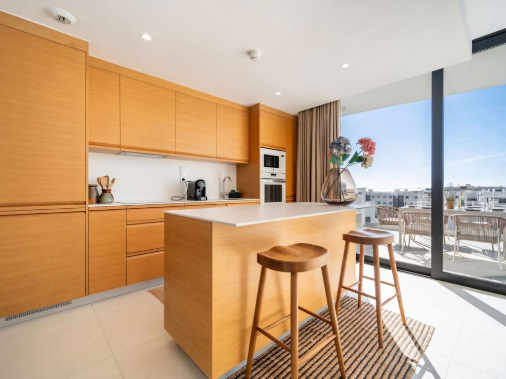 Apartamento de 2 habitaciones en Fuengirola en venta con piscina - 630.000 € (Ref: 9533137)